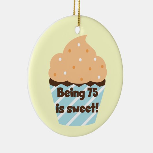 75 is Sweet Birthday T-shirts en cadeautjes Keramisch Ornament (Rechts)