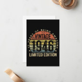 75 jaar oude geschenken  1946 Birthday Notitiekaartje (Voorkant / Achterkant in situ)