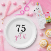 75 nog steeds 's avonds papieren bordje (Feest)