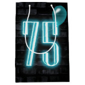 75e verjaardag Neon Sign on Brick Medium Cadeauzakje (Voorkant)