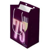75e verjaardag Neon Sign with Wine Medium Cadeauzakje (Voorkant Gekanteld)