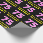 75e verjaardag: roze strepen en harten "75" + naam cadeaupapier (Hoek)