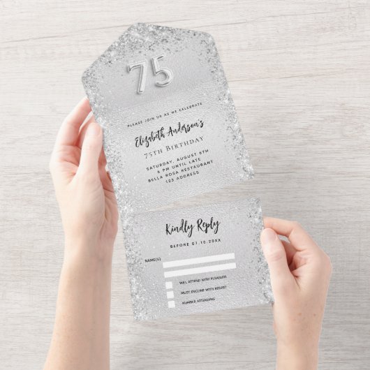 75e verjaardag zilveren glitter verjaardag RSVP All In One Uitnodiging (Afscheurbaar)