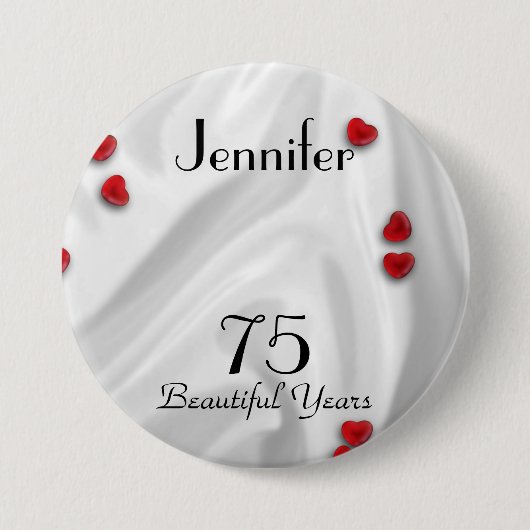 75th Birthday Button / Pin, Small Red Hearts (Voorkant)