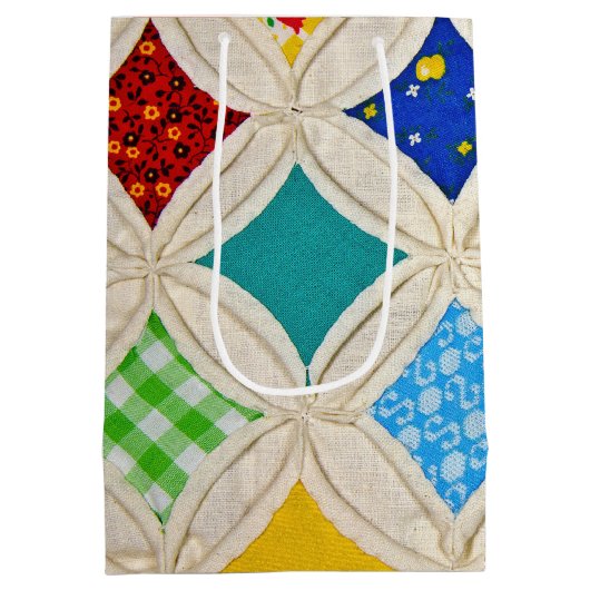 75th Birthday Cathedral Window Quilt Medium Cadeauzakje (Achterkant)