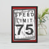 75th Birthday Party Grungy Speed Limit Sign Kaart (Staand voorkant)