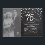 75th Wedding Jubileum Chalkboard Black Silver Kaart<br><div class="desc">75e Jubileum van de Weddenschap met douanefoto. Chalkboard Black en Silver Invitation. Vijfenzeventig Jubileum. Chalkboard Black en Silver Glitter Diamond Background Zilveren Confetti. Volwassen verjaardag. Vrouw of Man Man Birthday Party. Voor verdere aanpassing, te klikken gelieve de knoop "van de Aanpassing het"en ons ontwerphulpmiddel te gebruiken om deze sjabloon te...</div>
