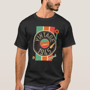76 jaar Man Vrouw 1945 Platenspeler Vinyl V T-shirt