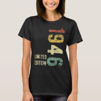 77 jaar oud 1946 Retro 77th Birthday T-shirt