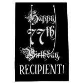 77e verjaardag: Fancy, elegant script + aangepaste Medium Cadeauzakje (Achterkant)