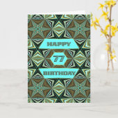 77e verjaardag met groen abstract ontwerp kaart (Gele Bloem)