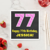 77e verjaardag: roze strepen en harten "77" + naam servet (Insitu)