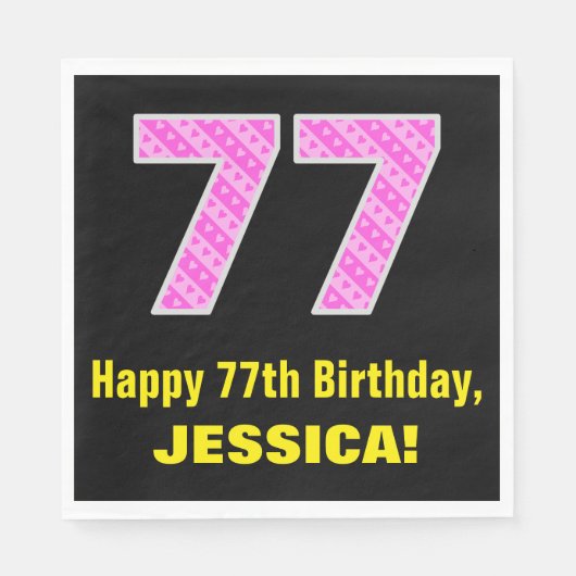 77e verjaardag: roze strepen en harten "77" + naam servet (Voorkant)