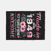 77th Birthday Made In 1949 77 Years Of Being Aweso Fleece Deken (Voorkant (Horizontaal))