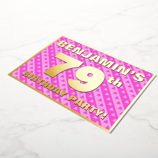 79e verjaardag van de Vogelroze harten en strips Folie Uitnodiging (Gedraaid)