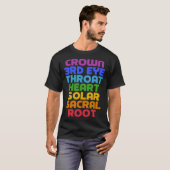 7 Chakras   Saying Cool Yoga Quote T-shirt (Voorkant volledig)