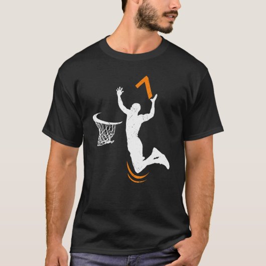 7 jaar oude Basketball Dunk 7e verjaardag T-shirt (Voorkant)