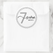 7 maanden Klassieke ronde Sticker (Tas)