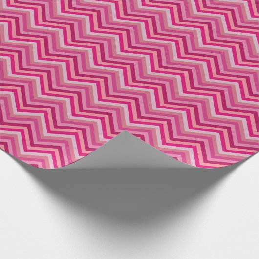 7 tinten roze zig zag streep cadeaupapier (Hoek)