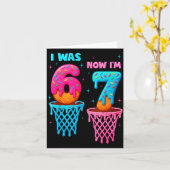 7 Year Old Birthday I Was 6 Now I'm 7 67 Meme Funn Kaart (Gele Bloem)