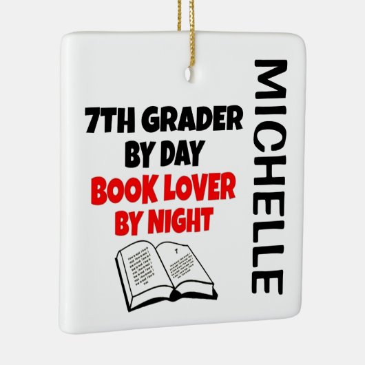 7e Grader houdt van lezen van CUSTOM Keramisch Ornament (Rechts)