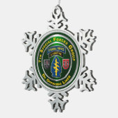 7e groep speciale strijdkrachten tin sneeuwvlok ornament (Rechts)