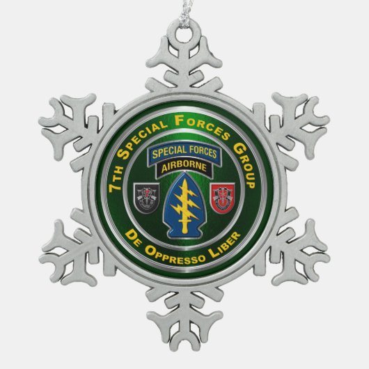 7e groep speciale strijdkrachten tin sneeuwvlok ornament (Voorkant)