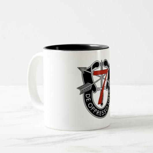 7e groep speciale strijdkrachten tweekleurige koffiemok (Voorkant links)