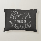 7e Jubileum - Gift Chalk Hearts Decoratief Kussen (Achterkant)