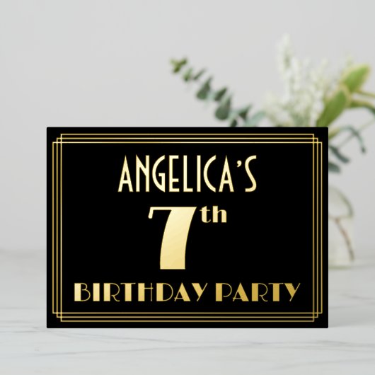 7e verjaardag: Art Deco Kijk "7", met naam Folie Uitnodiging (Staand Voorkant)