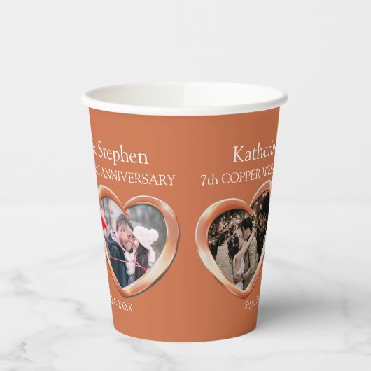 7e verjaardag van het huwelijk met koper foto's papieren bekers (Links)