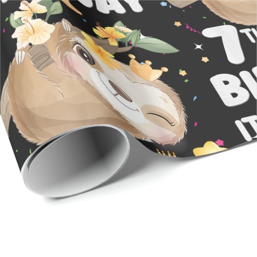 7e verjaardag van het meisje van de grote partij i cadeaupapier (Rol Hoek)