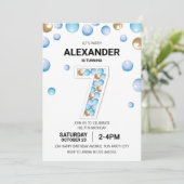 7e verjaardagsfeestje, blauwe en gouden ballon jon kaart (Staand voorkant)