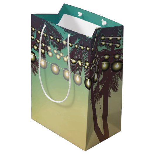 7lx4.5wx10h Medium Gift Bag Strand Zonsondergang P Medium Cadeauzakje (Achterkant Gekanteld)