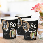80 en Fabulous Gold Glitter 2 Foto 80th Birthday Papieren Bekers<br><div class="desc">80 en Fabulous Gouden Glitter 2 Foto 80e Verjaardag Papier Cups. Voeg je foto's toe - je kunt een oude en een nieuwe foto gebruiken. Voeg jouw naam en leeftijd toe.</div>
