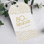 80 en Fabulous Gold Glitter 80th Birthday Cadeaulabel<br><div class="desc">80 en Fabulous Gold Glitter 80th Birthday Gift Labels. Moderne en elegante verjaardagslabels met trendy typografie en faux goudglitter stippen. Het ontwerp heeft een douanenaam. Maak persoonlijke 80ste verjaardag labels voor haar.</div>