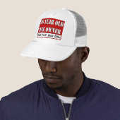 80 jaar oud, één eigenaar - heeft onderdelen nodig trucker pet (In situ)