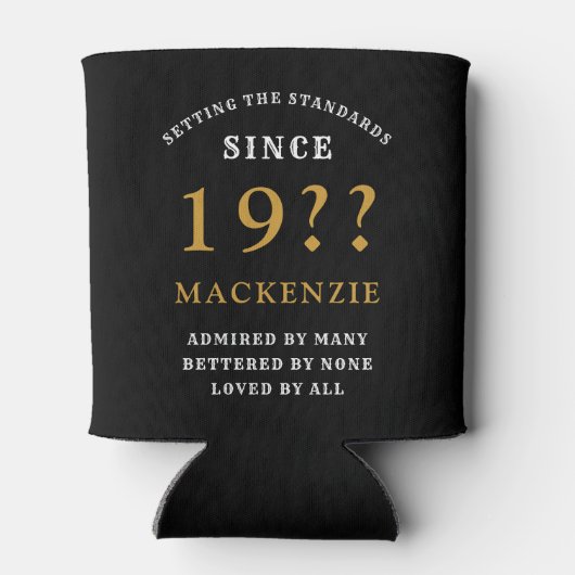 80e geboortedag monogram (zwart goud) blikjeskoeler (Achterkant)