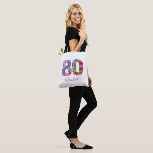 80e verjaardag bloemenkleurrijke naam canvas tas (Op model)