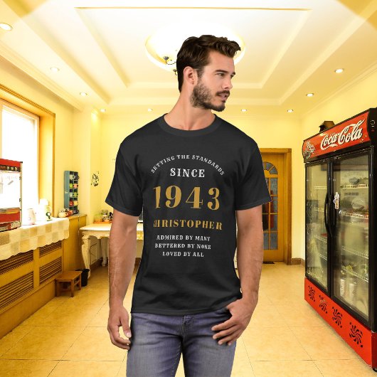 80e verjaardag Geboren in 1943 Black Add Jouw naam T-shirt
