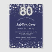 80e verjaardag marinesblauwe zilversterren luxe magnetische uitnodiging (Voorkant)