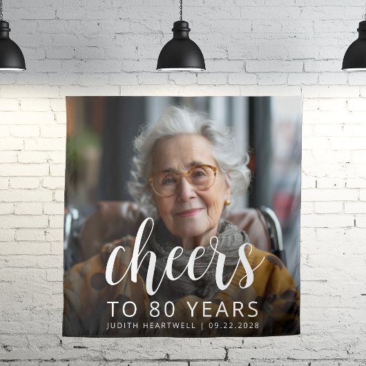 80e verjaardag Party Foto Wit Script Cheers Wandkleed