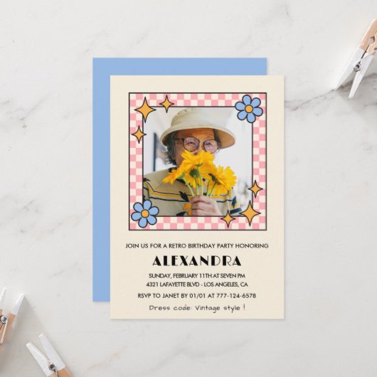 80e verjaardag uitnodiging Retro Groovy Blue Flora (Voorkant / Achterkant in situ)