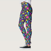 80s Memphis Neon Shapes Patroon op Navy Blue Leggings (Links)