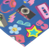 80's Pattern 01.w Blauw BG Tafelkleed (Gekanteld)