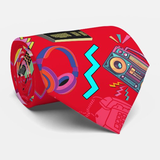 80's Pattern 01.w Rood BG Stropdas (Opgerold)