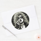 80s Rocker chick vrouw zangeres inktillustratie Ronde Sticker (Envelop)