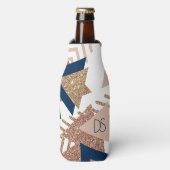 80s Trendy Abstract | Navy en Roos Gold Monogram Flesjeskoeler (Fles Voorkant)