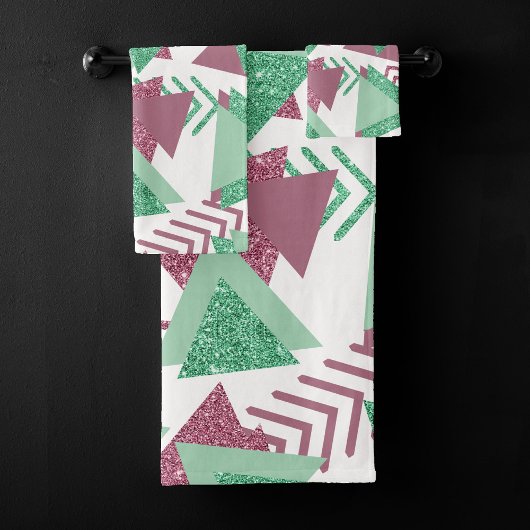 80s Vers Abstract | Roze en Groen Vormenpatroon Bad Handdoek