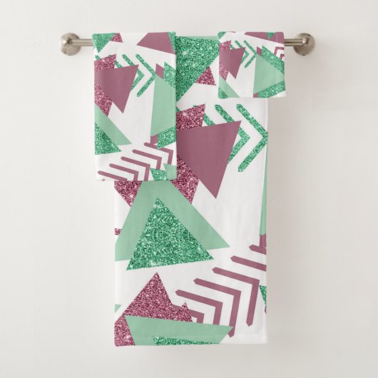 80s Vers Abstract | Roze en Groen Vormenpatroon Bad Handdoek (Insitu)